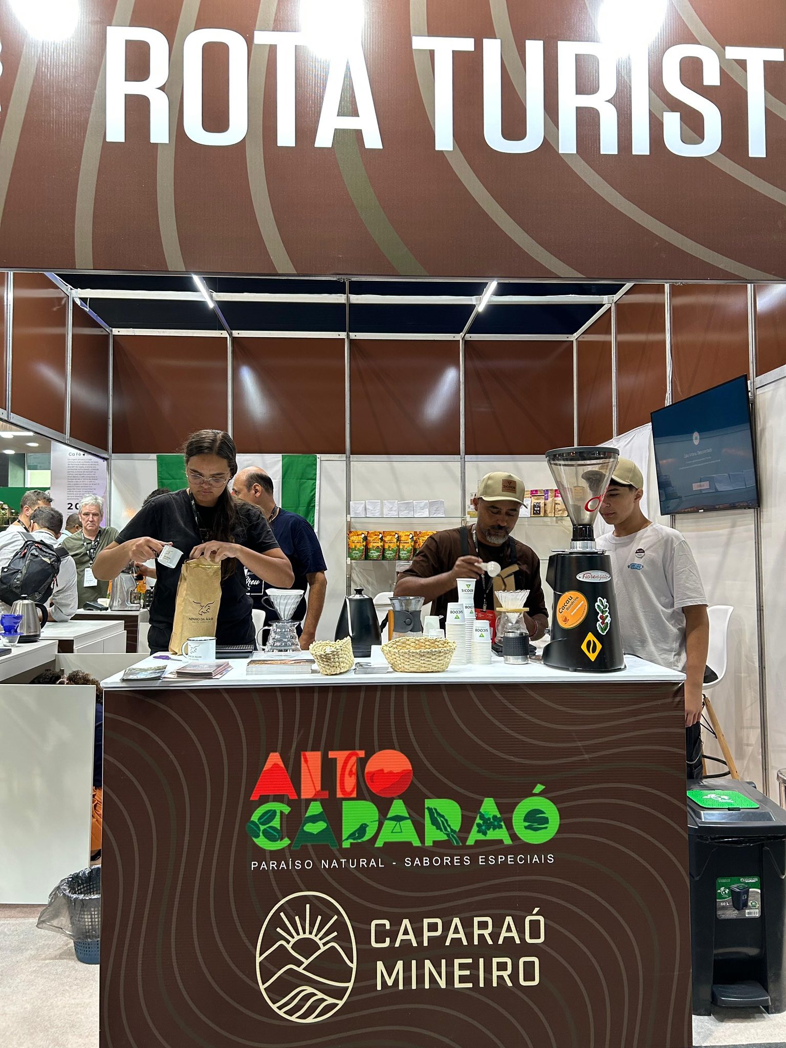 Alto Caparaó Brilha na Semana Internacional do Café 2025 com o Sucesso Histórico do Caparaó Mineiro